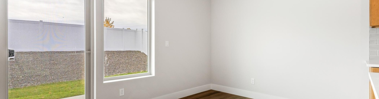 Grapevine Ct, West Richland, Washington 99353, 3 Bedrooms Bedrooms, 0 ,3 BathroomsBathrooms,Condos/townhomes,For Sale,Grapevine Ct,0,288548