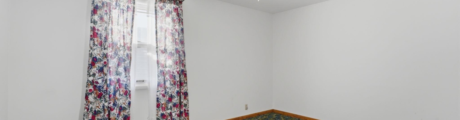 Ivy St, Kennewick, Washington 99337, 3 Bedrooms Bedrooms, 0 ,2 BathroomsBathrooms,Houses,For Sale,Ivy St,0,288564