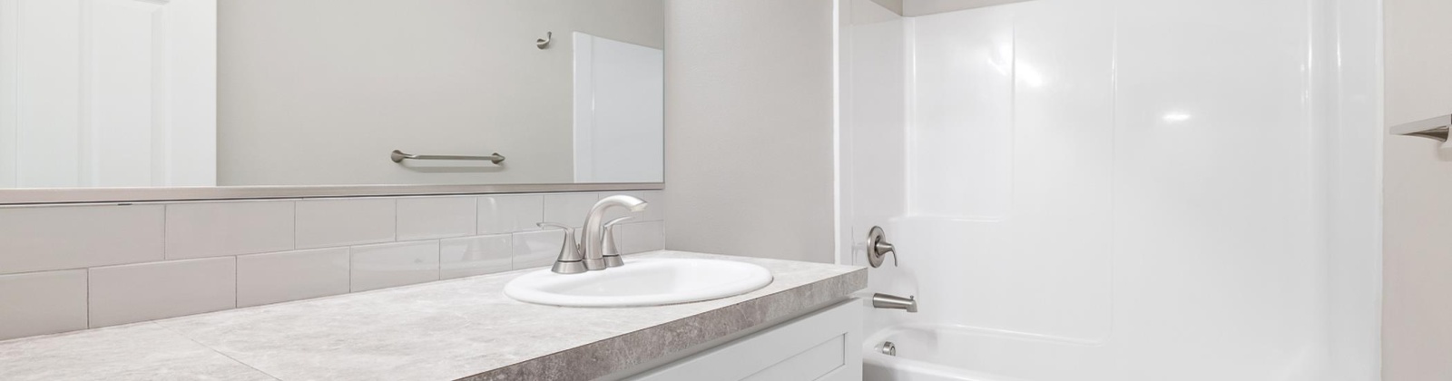 5th St, Connell, Washington 99326, 3 Bedrooms Bedrooms, 0 ,3 BathroomsBathrooms,Condos/townhomes,For Sale,5th St,0,288563