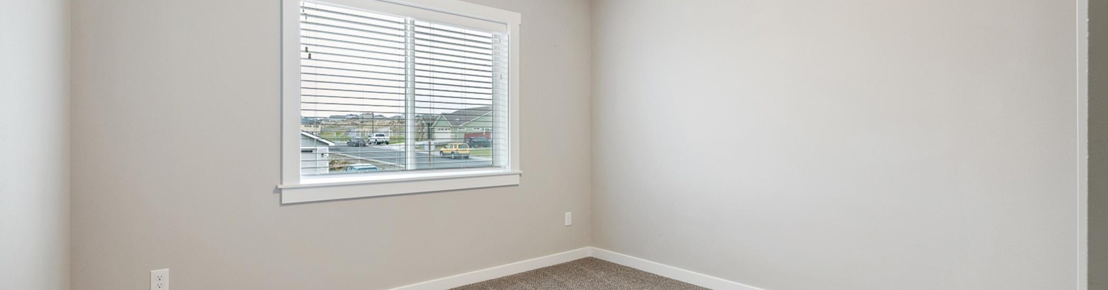 5th St, Connell, Washington 99326, 3 Bedrooms Bedrooms, 0 ,3 BathroomsBathrooms,Condos/townhomes,For Sale,5th St,0,288563