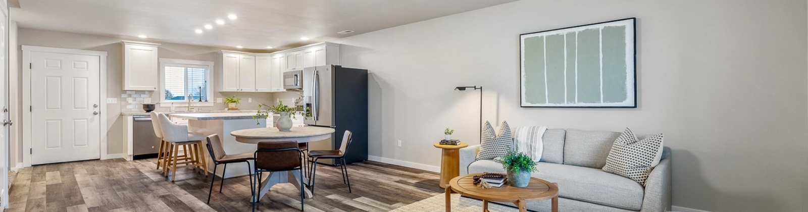 5th St, Connell, Washington 99326, 3 Bedrooms Bedrooms, 0 ,3 BathroomsBathrooms,Condos/townhomes,For Sale,5th St,0,288563