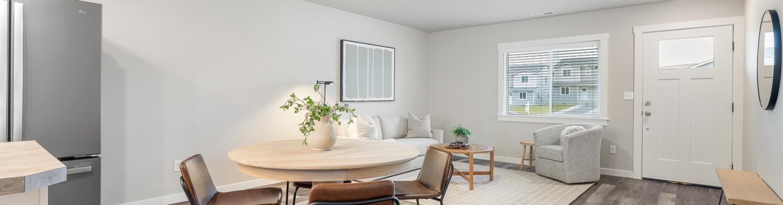 5th St, Connell, Washington 99326, 3 Bedrooms Bedrooms, 0 ,3 BathroomsBathrooms,Condos/townhomes,For Sale,5th St,0,288563