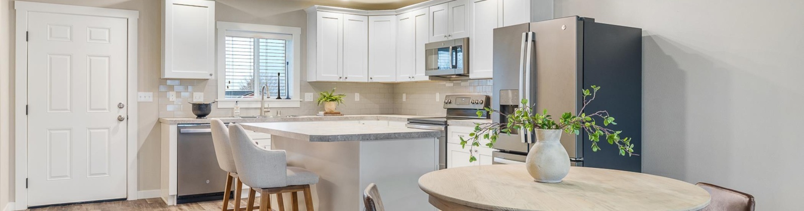 5th St, Connell, Washington 99326, 3 Bedrooms Bedrooms, 0 ,3 BathroomsBathrooms,Condos/townhomes,For Sale,5th St,0,288563