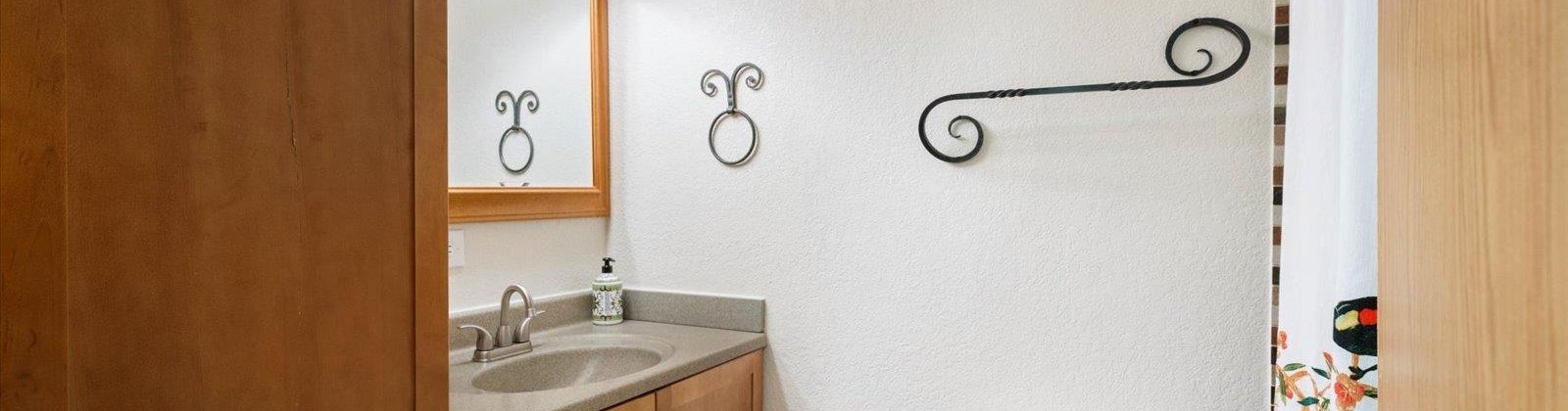 Meadow View Drive, Pasco, Washington 99301, 4 Bedrooms Bedrooms, 0 ,2 BathroomsBathrooms,Houses,For Sale,Meadow View Drive,0,288565