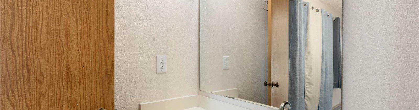 Meadow View Drive, Pasco, Washington 99301, 4 Bedrooms Bedrooms, 0 ,2 BathroomsBathrooms,Houses,For Sale,Meadow View Drive,0,288565