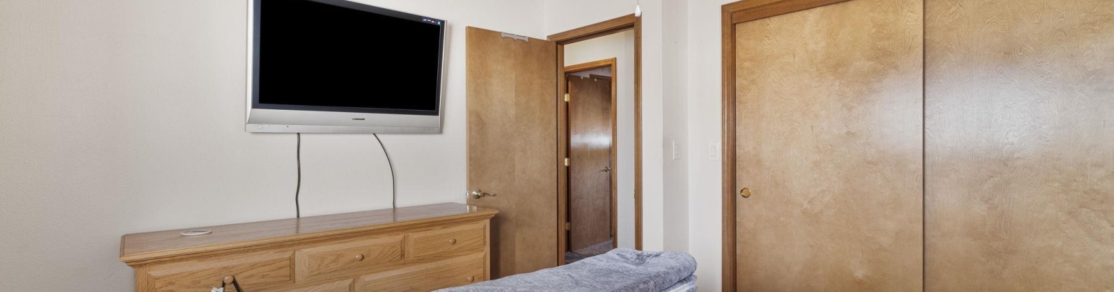 Volland Street, Kennewick, Washington 99336, 3 Bedrooms Bedrooms, 0 ,1 BathroomBathrooms,Houses,For Sale,Volland Street,0,288566