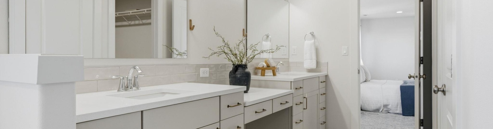 27th Ave, Kennewick, Washington 99338, 5 Bedrooms Bedrooms, 0 ,3 BathroomsBathrooms,Houses,For Sale,27th Ave,0,288561