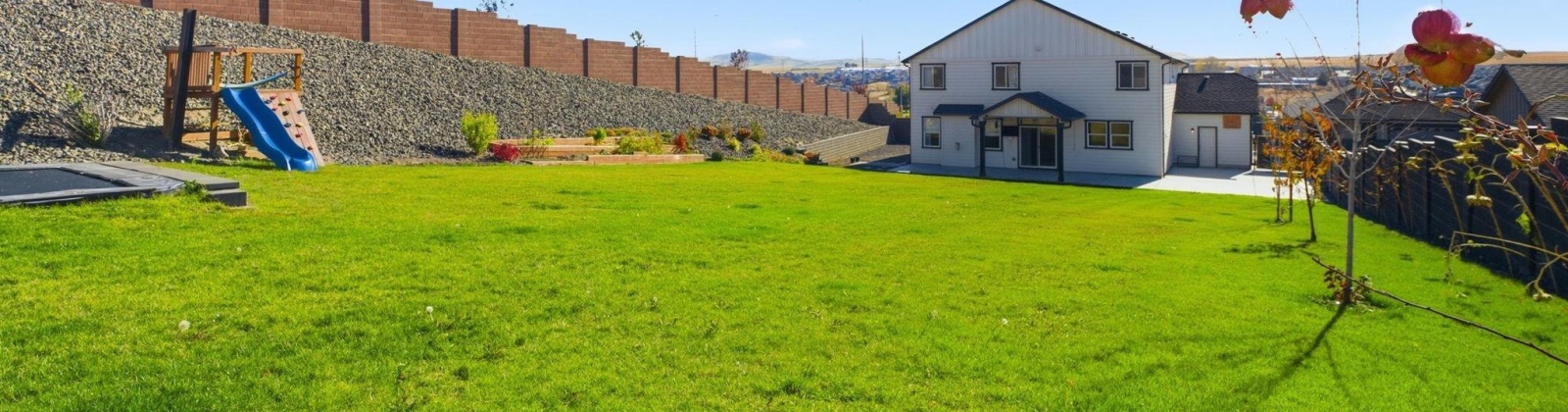 27th Ave, Kennewick, Washington 99338, 5 Bedrooms Bedrooms, 0 ,3 BathroomsBathrooms,Houses,For Sale,27th Ave,0,288561