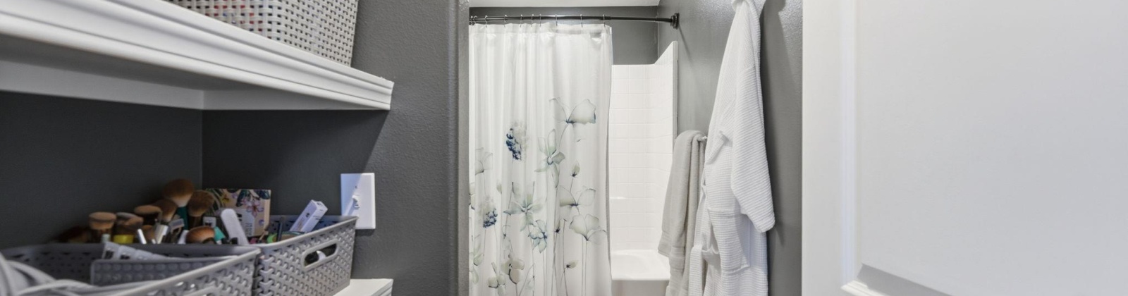 Monica St, West Richland, Washington 99353, 3 Bedrooms Bedrooms, 0 ,2 BathroomsBathrooms,Houses,For Sale,Monica St,0,288244