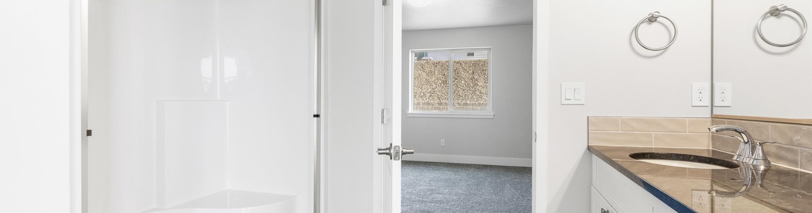 Penn St, Kennewick, Washington 99338, 3 Bedrooms Bedrooms, 0 ,2 BathroomsBathrooms,Houses,For Sale,Penn St,0,288579