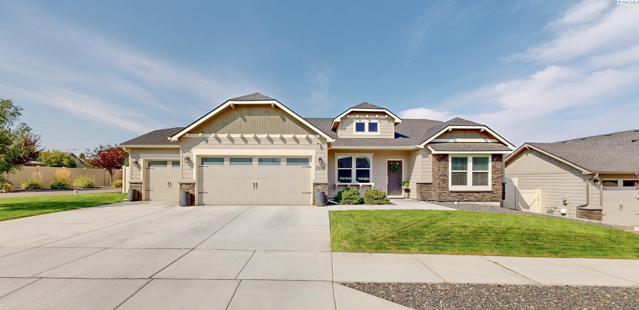 Dawes Place, Kennewick, Washington 99338, 4 Bedrooms Bedrooms, 0 ,2 BathroomsBathrooms,Houses,For Sale,Dawes Place,0,287392