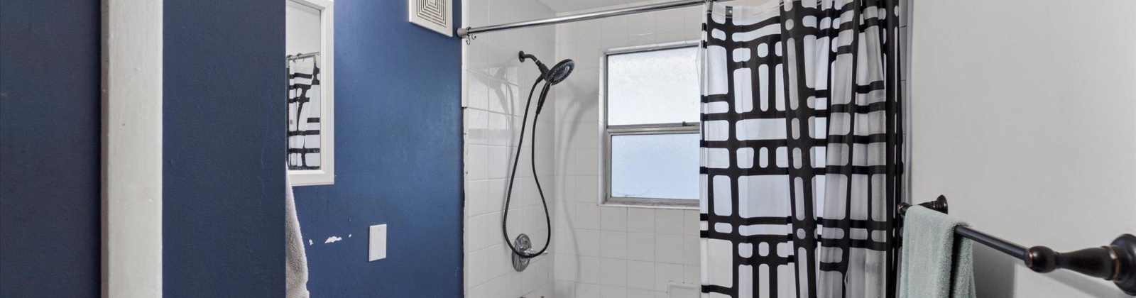 Hawthorne, Kennewick, Washington 99336, 4 Bedrooms Bedrooms, 0 ,1 BathroomBathrooms,Houses,For Sale,Hawthorne,0,288574