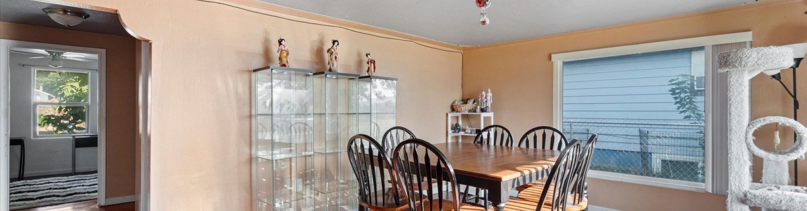 Hawthorne, Kennewick, Washington 99336, 4 Bedrooms Bedrooms, 0 ,1 BathroomBathrooms,Houses,For Sale,Hawthorne,0,288574