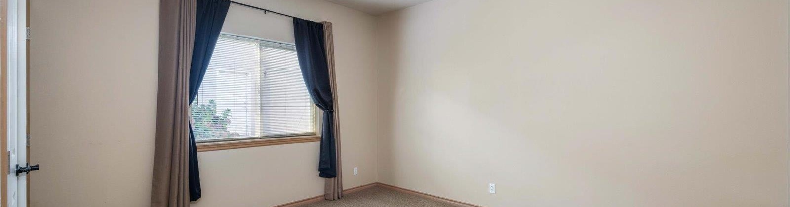 Keller St, Kennewick, Washington 99337, 3 Bedrooms Bedrooms, 0 ,3 BathroomsBathrooms,Houses,For Sale,Keller St,0,288577