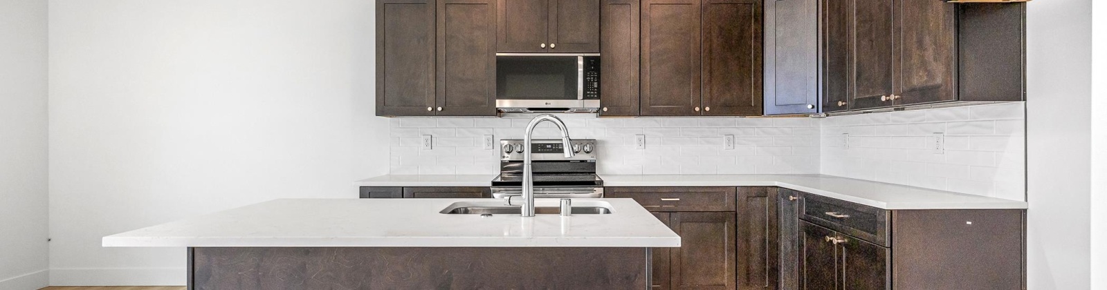 Grapevine Ct, West Richland, Washington 99353, 3 Bedrooms Bedrooms, 0 ,3 BathroomsBathrooms,Condos/townhomes,For Sale,Grapevine Ct,0,288573