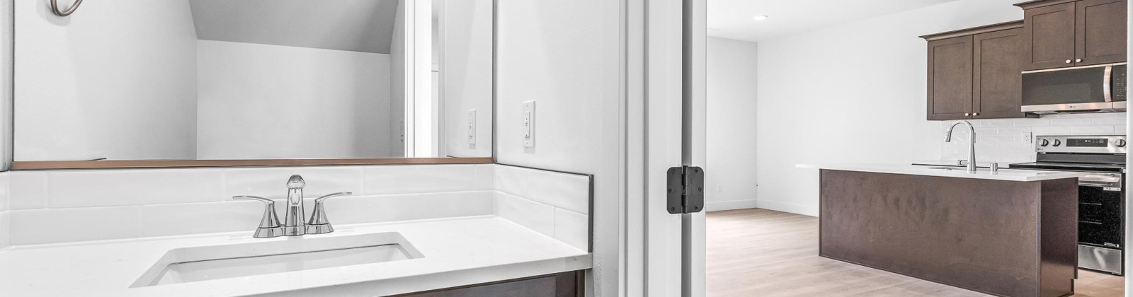 Grapevine Ct, West Richland, Washington 99353, 3 Bedrooms Bedrooms, 0 ,3 BathroomsBathrooms,Condos/townhomes,For Sale,Grapevine Ct,0,288573