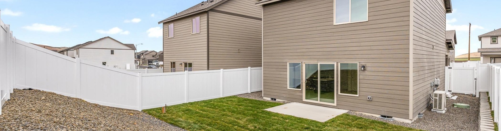 Grapevine Ct, West Richland, Washington 99353, 3 Bedrooms Bedrooms, 0 ,3 BathroomsBathrooms,Condos/townhomes,For Sale,Grapevine Ct,0,288573