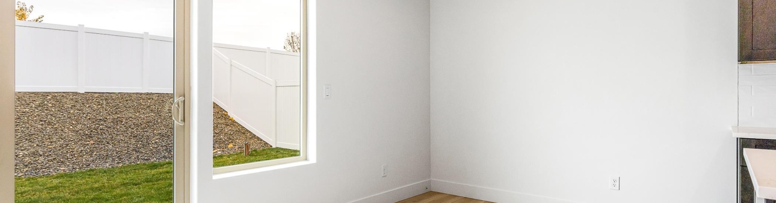 Grapevine Ct, West Richland, Washington 99353, 3 Bedrooms Bedrooms, 0 ,3 BathroomsBathrooms,Condos/townhomes,For Sale,Grapevine Ct,0,288573