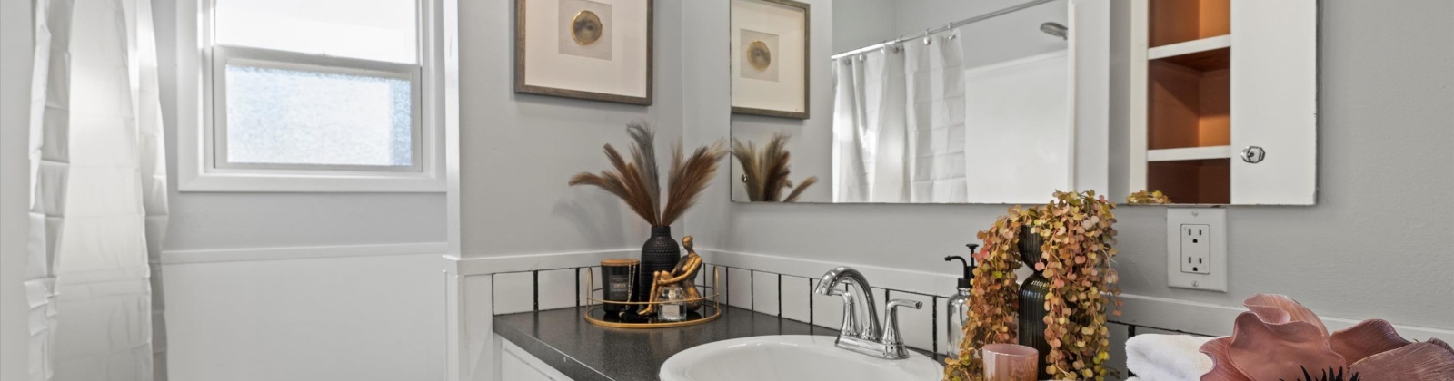 28th Ave, Kennewick, Washington 99337, 4 Bedrooms Bedrooms, 0 ,2 BathroomsBathrooms,Houses,For Sale,28th Ave,0,288593