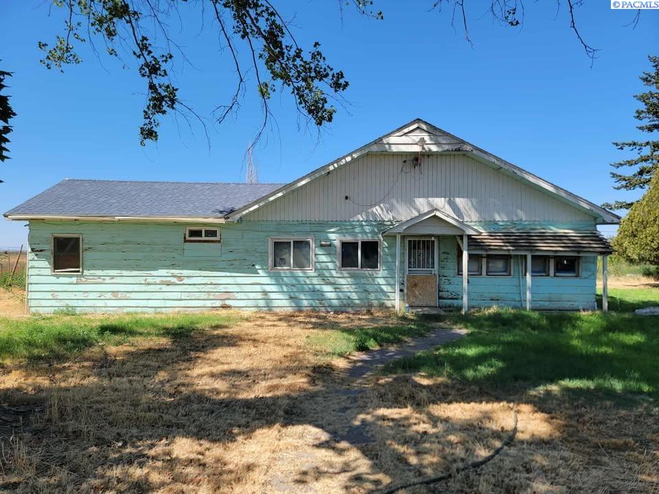 SR HWY 22, Mabton, Washington 98935, 3 Bedrooms Bedrooms, 0 ,1 BathroomBathrooms,Houses,For Sale,SR HWY 22,0,288581