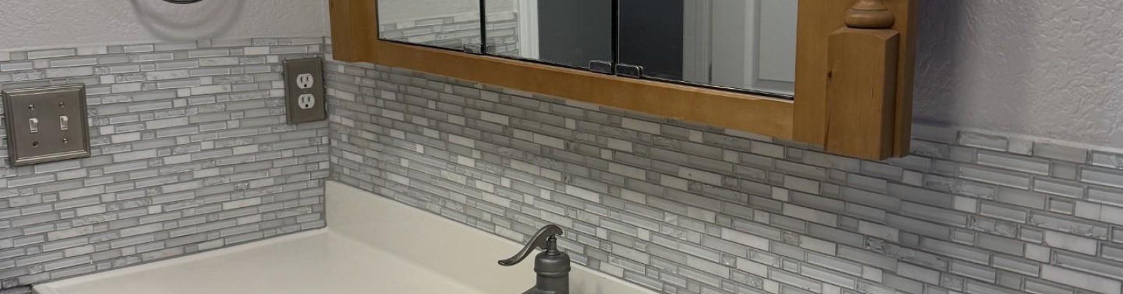 Deschutes Ave, Kennewick, Washington 99336-9998, 4 Bedrooms Bedrooms, 0 ,2 BathroomsBathrooms,Houses,For Sale,Deschutes Ave,0,288585