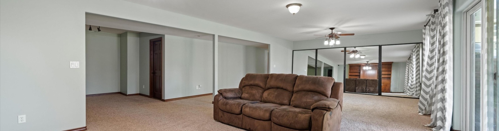 5th Ave., Kennewick, Washington 99336, 5 Bedrooms Bedrooms, 0 ,4 BathroomsBathrooms,Houses,For Sale,5th Ave.,0,288584