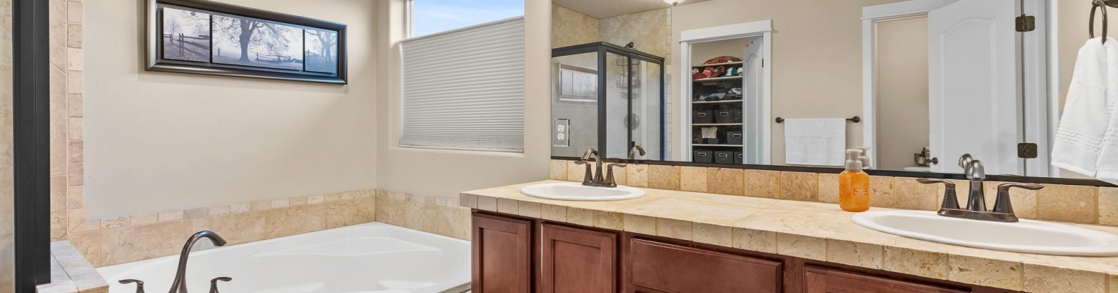 24th Ave, Kennewick, Washington 99338, 4 Bedrooms Bedrooms, 0 ,3 BathroomsBathrooms,Houses,For Sale,24th Ave,0,288587