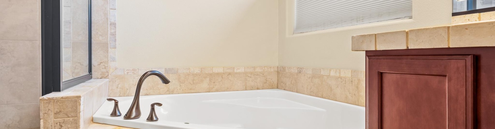 24th Ave, Kennewick, Washington 99338, 4 Bedrooms Bedrooms, 0 ,3 BathroomsBathrooms,Houses,For Sale,24th Ave,0,288587