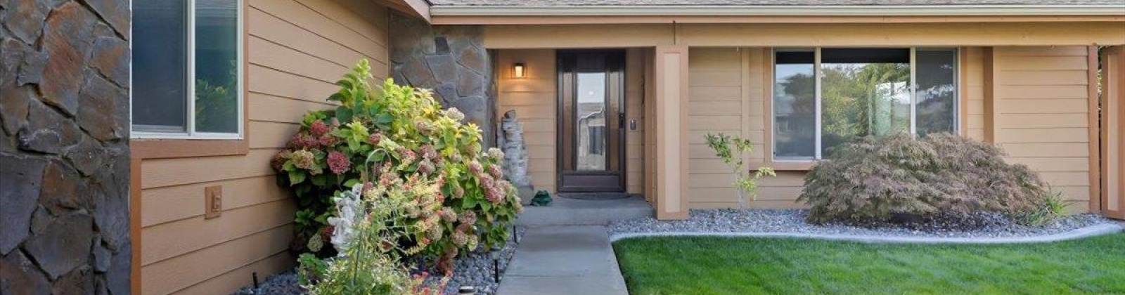 Deschutes Ave., Kennewick, Washington 99336, 3 Bedrooms Bedrooms, 0 ,2 BathroomsBathrooms,Houses,For Sale,Deschutes Ave.,0,288597