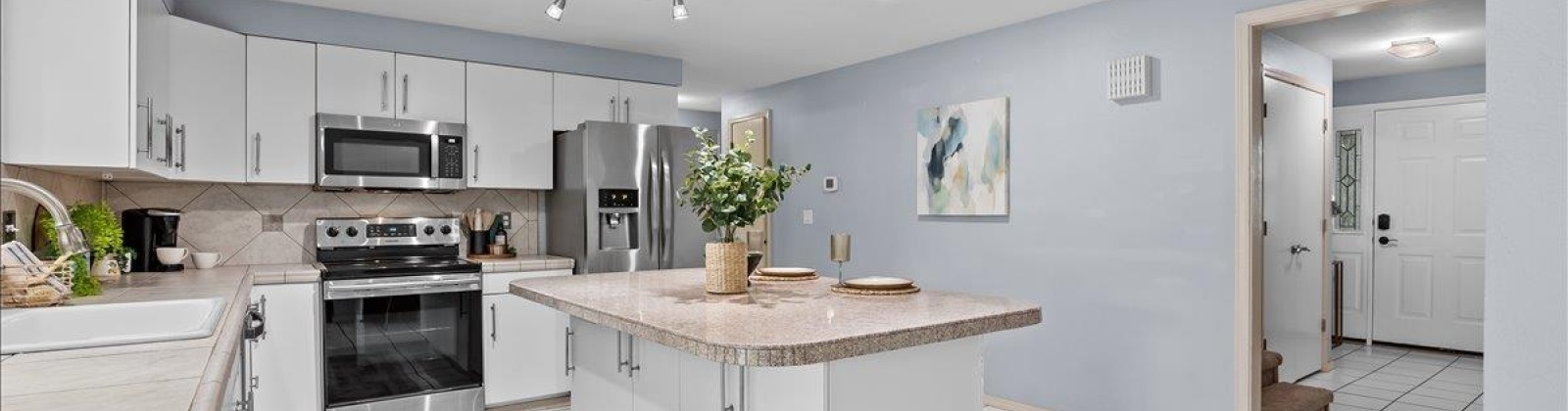 Broadmoor, Richland, Washington 99352, 4 Bedrooms Bedrooms, 0 ,3 BathroomsBathrooms,Houses,For Sale,Broadmoor,0,288603