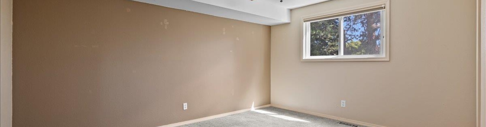 Broadmoor, Richland, Washington 99352, 4 Bedrooms Bedrooms, 0 ,3 BathroomsBathrooms,Houses,For Sale,Broadmoor,0,288603