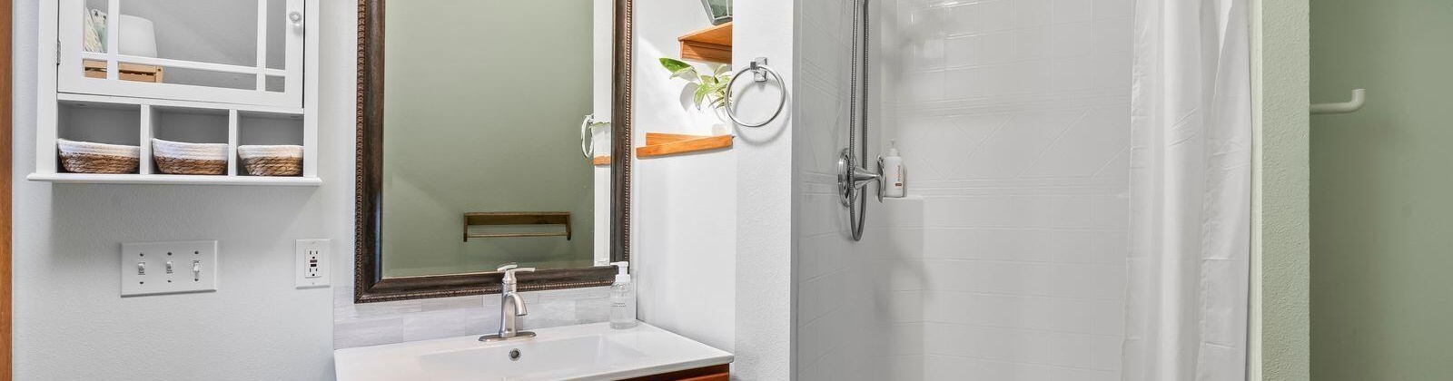 Maple Grove Rd, Sunnyside, Washington 98944, 4 Bedrooms Bedrooms, 0 ,3 BathroomsBathrooms,Houses,For Sale,Maple Grove Rd,0,288602