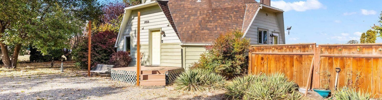 Maple Grove Rd, Sunnyside, Washington 98944, 4 Bedrooms Bedrooms, 0 ,3 BathroomsBathrooms,Houses,For Sale,Maple Grove Rd,0,288602