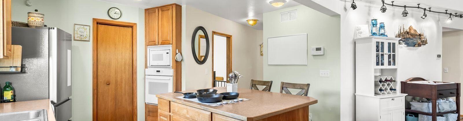 Maple Grove Rd, Sunnyside, Washington 98944, 4 Bedrooms Bedrooms, 0 ,3 BathroomsBathrooms,Houses,For Sale,Maple Grove Rd,0,288602