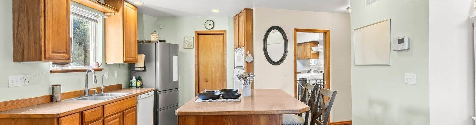 Maple Grove Rd, Sunnyside, Washington 98944, 4 Bedrooms Bedrooms, 0 ,3 BathroomsBathrooms,Houses,For Sale,Maple Grove Rd,0,288602