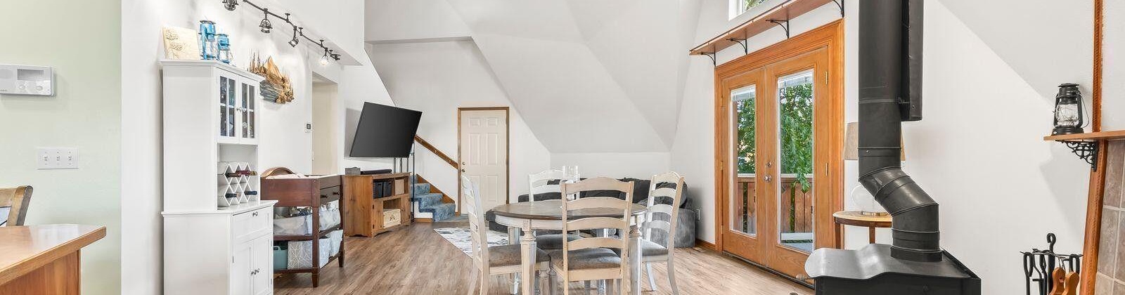 Maple Grove Rd, Sunnyside, Washington 98944, 4 Bedrooms Bedrooms, 0 ,3 BathroomsBathrooms,Houses,For Sale,Maple Grove Rd,0,288602