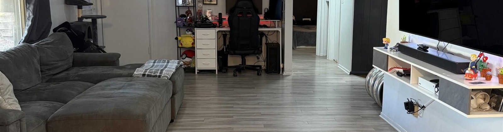 4th Ave, Kennewick, Washington 99336, 2 Bedrooms Bedrooms, 0 ,1 BathroomBathrooms,Houses,For Sale,4th Ave,0,288601