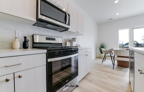 Condos/townhomes For Sale