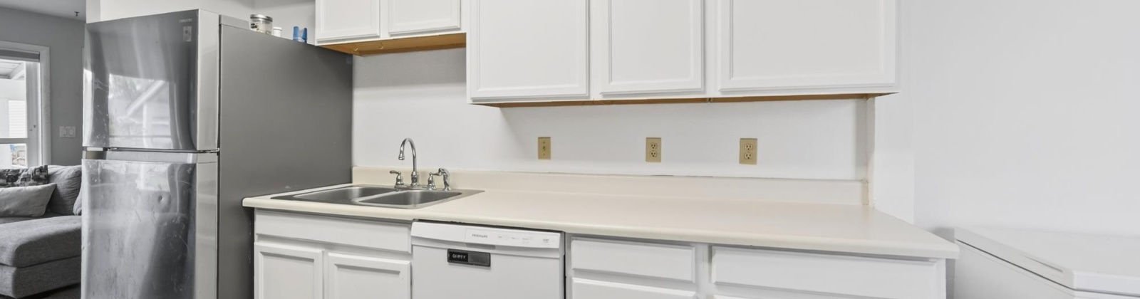 Hood Ave, Richland, Washington 99354-2232, 5 Bedrooms Bedrooms, 0 ,3 BathroomsBathrooms,Houses,For Sale,Hood Ave,0,288636