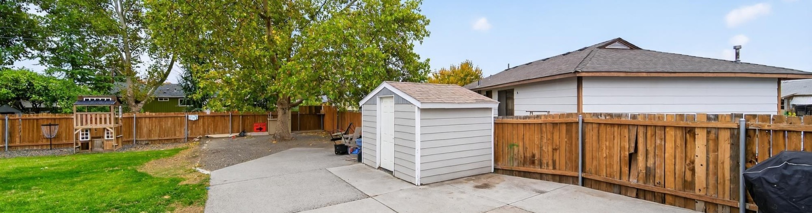 Hood Ave, Richland, Washington 99354-2232, 5 Bedrooms Bedrooms, 0 ,3 BathroomsBathrooms,Houses,For Sale,Hood Ave,0,288636