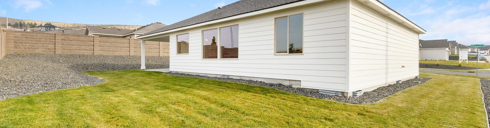 Roosevelt St, Kennewick, Washington 99338, 3 Bedrooms Bedrooms, 0 ,2 BathroomsBathrooms,Houses,For Sale,Roosevelt St,0,288624