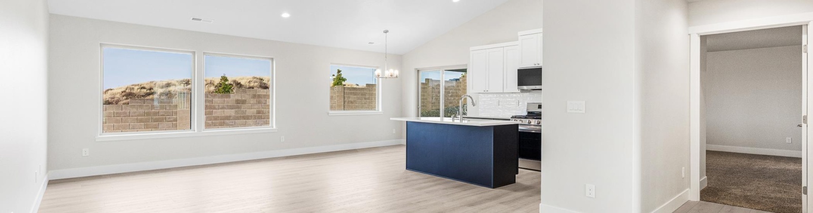 Roosevelt St, Kennewick, Washington 99338, 3 Bedrooms Bedrooms, 0 ,2 BathroomsBathrooms,Houses,For Sale,Roosevelt St,0,288624