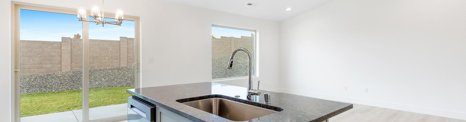 Roosevelt St, Kennewick, Washington 99338, 3 Bedrooms Bedrooms, 0 ,2 BathroomsBathrooms,Houses,For Sale,Roosevelt St,0,288655