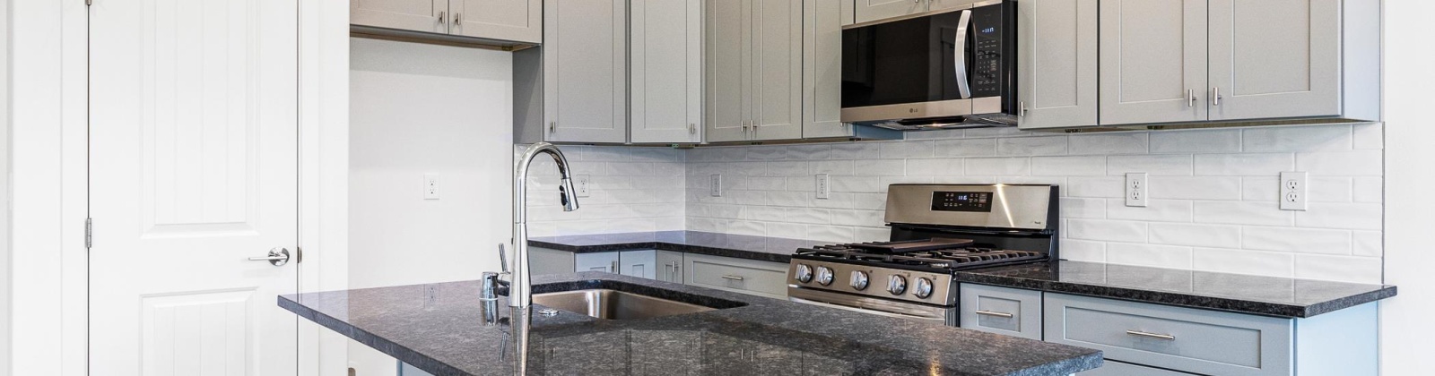 Roosevelt St, Kennewick, Washington 99338, 3 Bedrooms Bedrooms, 0 ,2 BathroomsBathrooms,Houses,For Sale,Roosevelt St,0,288655