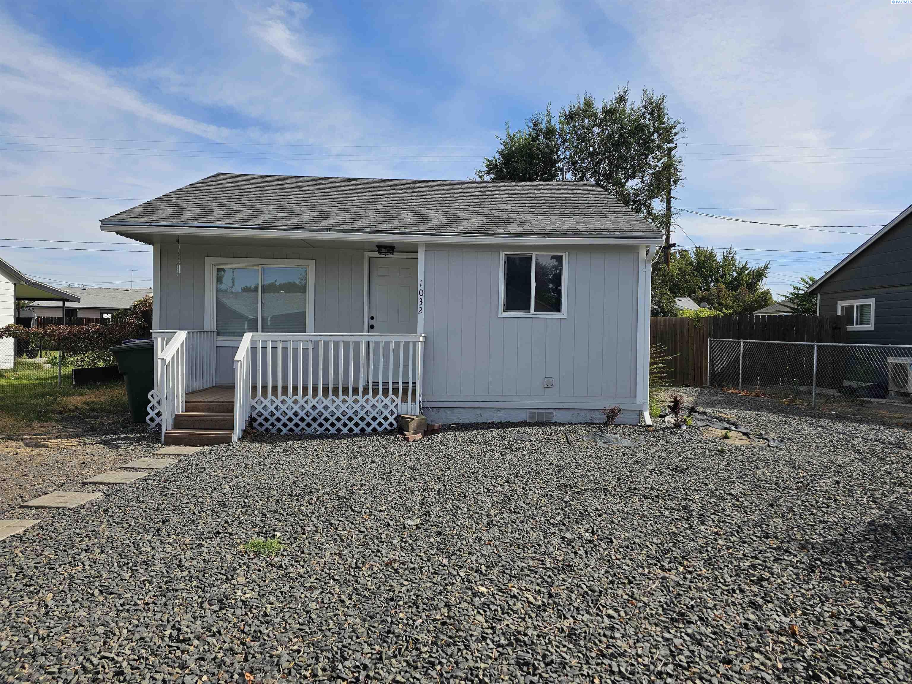 Winslow, Richland, Washington 99354, 2 Bedrooms Bedrooms, 0 ,1 BathroomBathrooms,Houses,For Rent,Winslow,0,288653