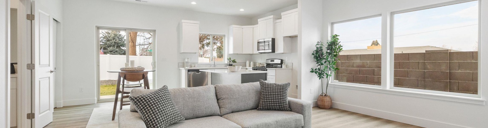 Grapevine Ct, West Richland, Washington 99353, 3 Bedrooms Bedrooms, 0 ,3 BathroomsBathrooms,Condos/townhomes,For Sale,Grapevine Ct,0,288643