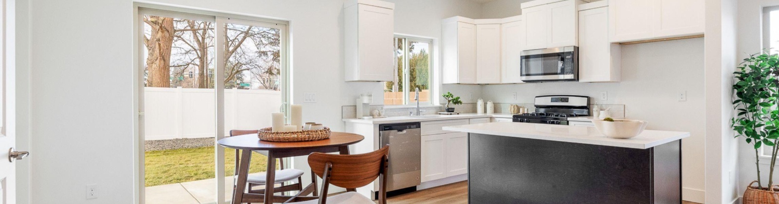 Grapevine Ct, West Richland, Washington 99353, 3 Bedrooms Bedrooms, 0 ,3 BathroomsBathrooms,Condos/townhomes,For Sale,Grapevine Ct,0,288643