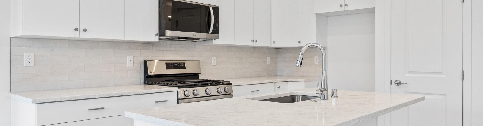 Lake Dr, Pasco, Washington 99301, 4 Bedrooms Bedrooms, 0 ,2 BathroomsBathrooms,Houses,For Sale,Lake Dr,0,288676