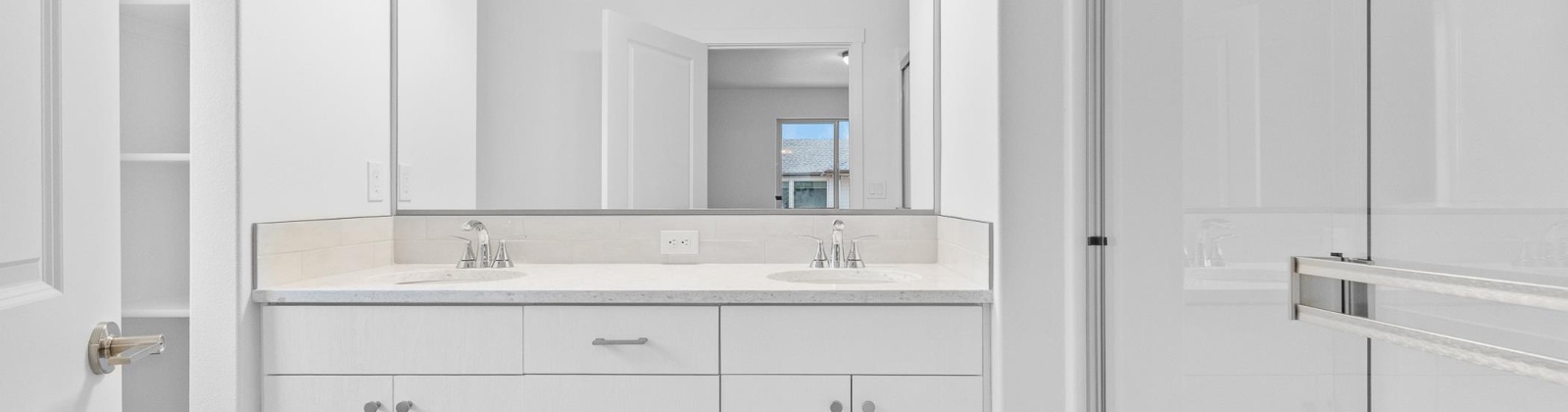 Lake Dr, Pasco, Washington 99301, 4 Bedrooms Bedrooms, 0 ,2 BathroomsBathrooms,Houses,For Sale,Lake Dr,0,288676