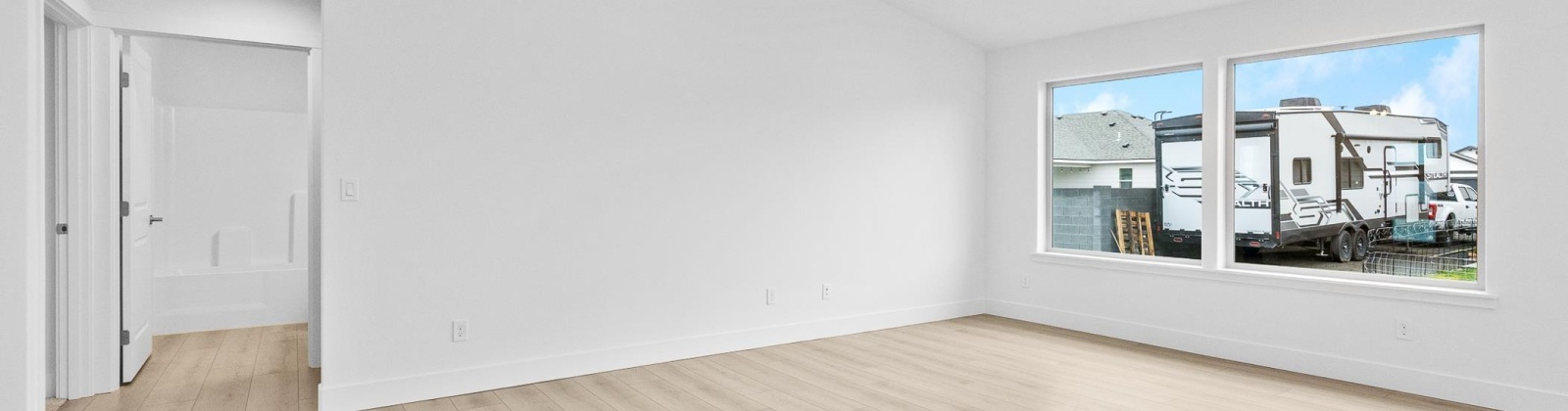 Lake Dr, Pasco, Washington 99301, 4 Bedrooms Bedrooms, 0 ,2 BathroomsBathrooms,Houses,For Sale,Lake Dr,0,288676